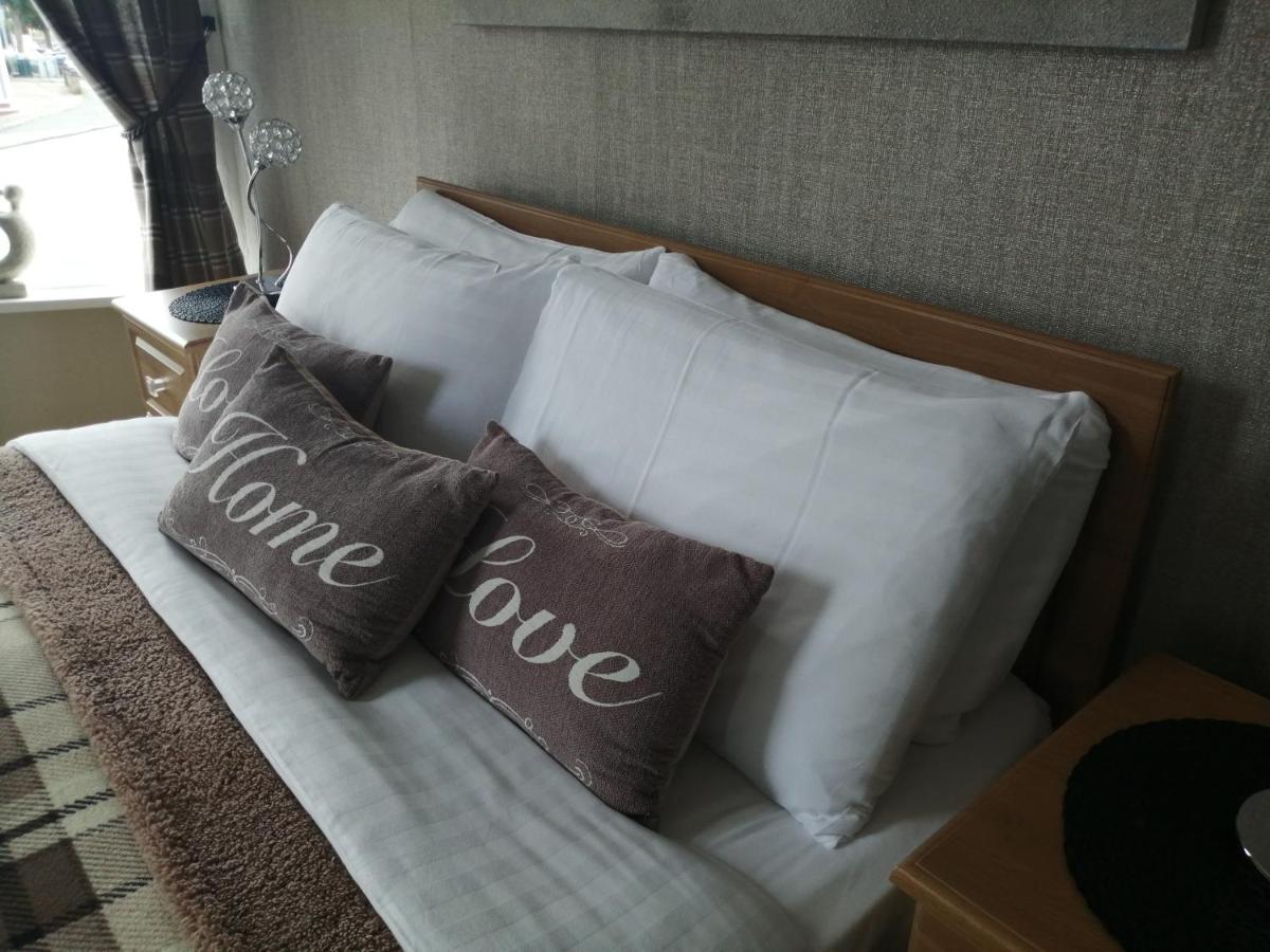 Burleigh Guest House Llandudno Dış mekan fotoğraf