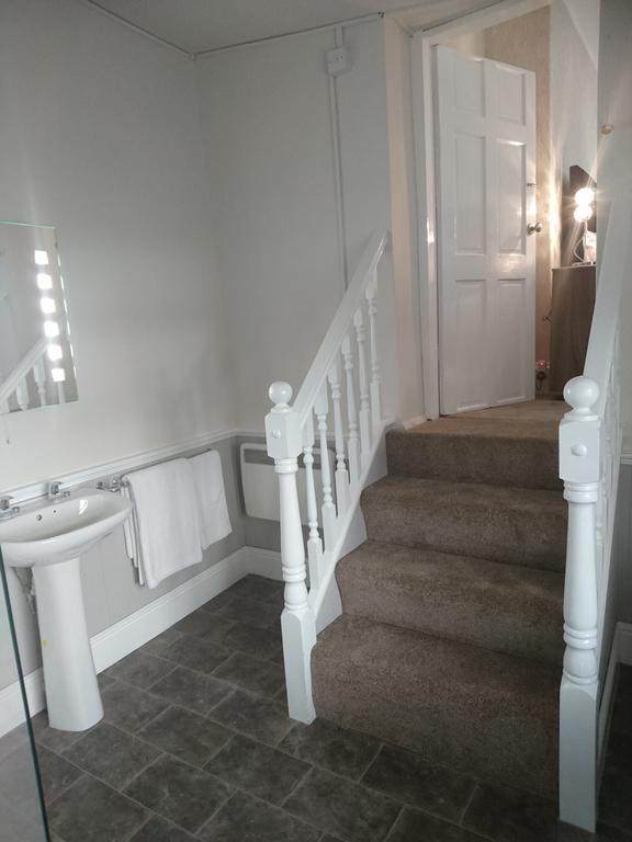 Burleigh Guest House Llandudno Dış mekan fotoğraf