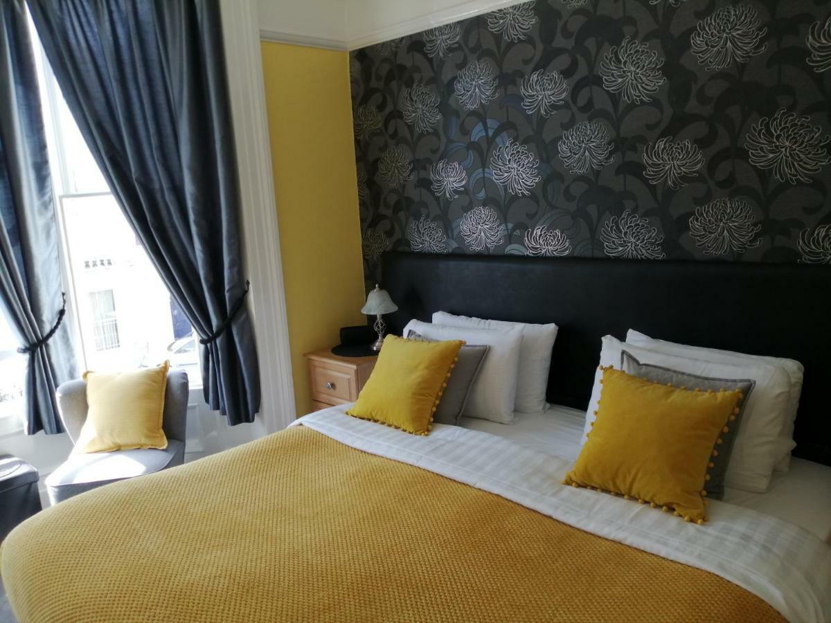 Burleigh Guest House Llandudno Dış mekan fotoğraf